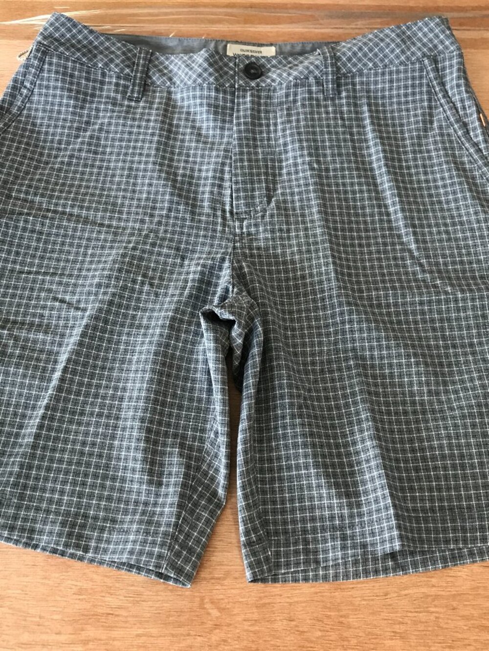 Quicksilver Waterman Collection Bermuda Shorts Men 32 Gray Plaid Zip Pocket